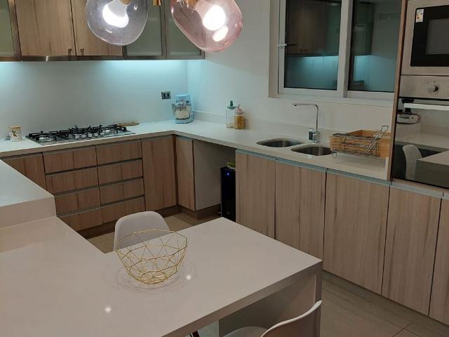 SE VANDE CASA EN CONDOMINIO RUKAN 3H 3B SALA DE ESTAR
