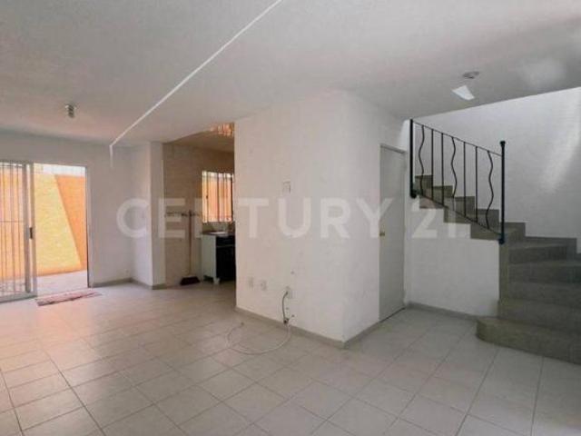 se vende casa en condominio