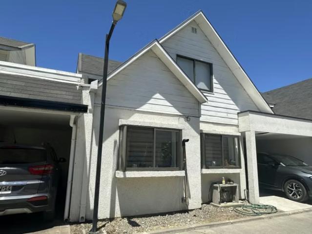 Se vende casa en condominio Los Robles, Linares | 3 dormitorios por 120000. 00 en Linares