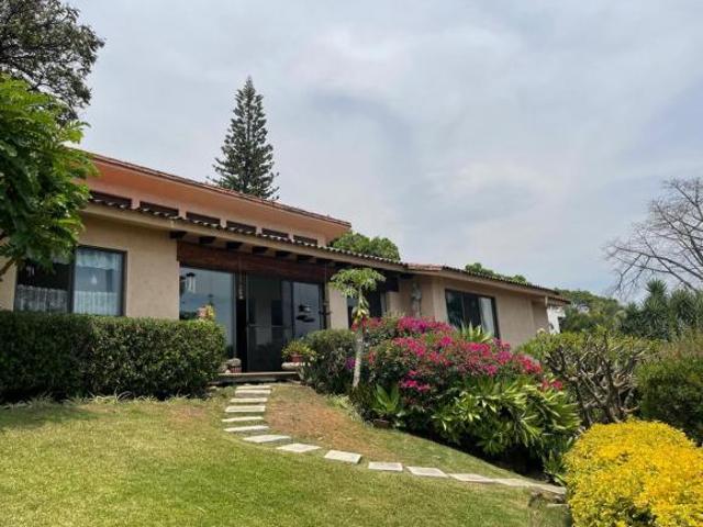 SE VENDE CASA EN CONDOMINIO VISTA HERMOSA