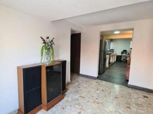 SE VENDE CASA EN CONJUNTO HABITACIONAL EN IZCALLI PIRAMIDE, TLALNEPANTLA