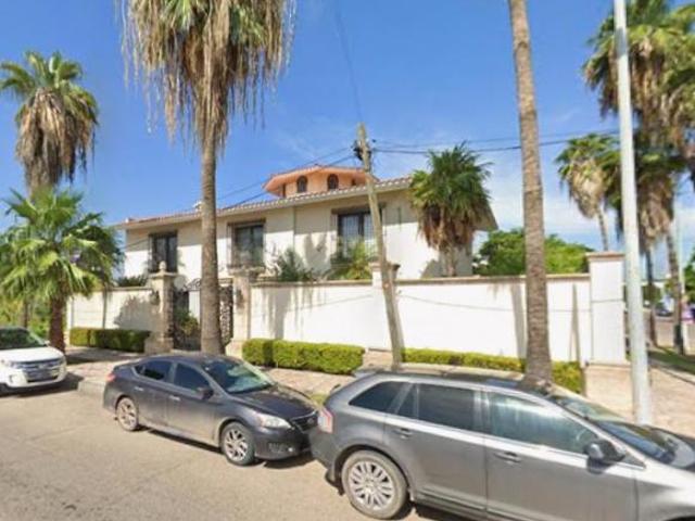 SE VENDE CASA EN EXCELENTE PRECIO, COL. CENTRO, LOS MOCHIS