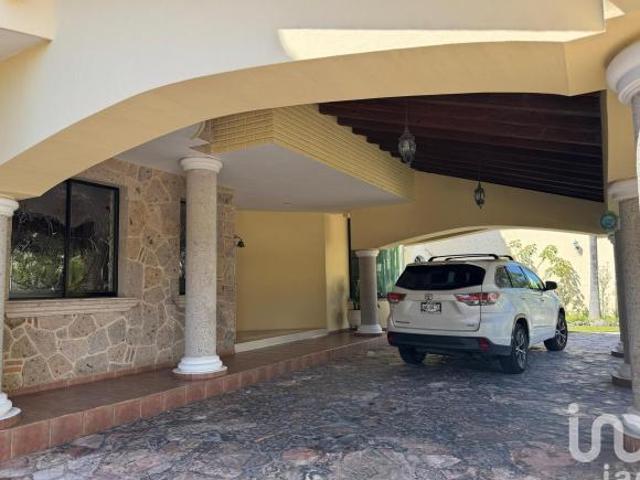 SE VENDE CASA EN EXCLUSIVO FRACCIONAMIENTO DE AZALEAS EN ZAPOPAN JALISCO