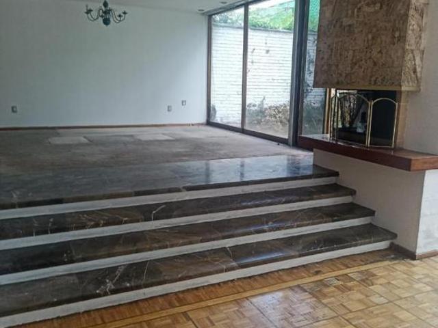 SE VENDE CASA EN ECHEGARAY NAUCALPAN ESTADO DE MEXICO $8,100,000.00