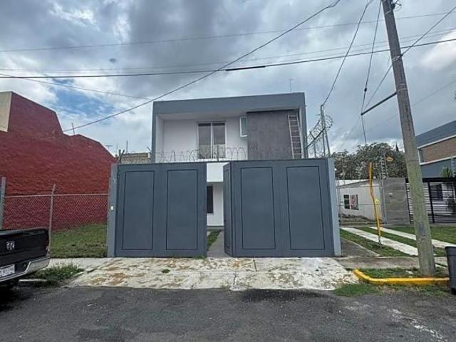 SE VENDE CASA EN EL FORTIN ZAPOPAN JALISCO