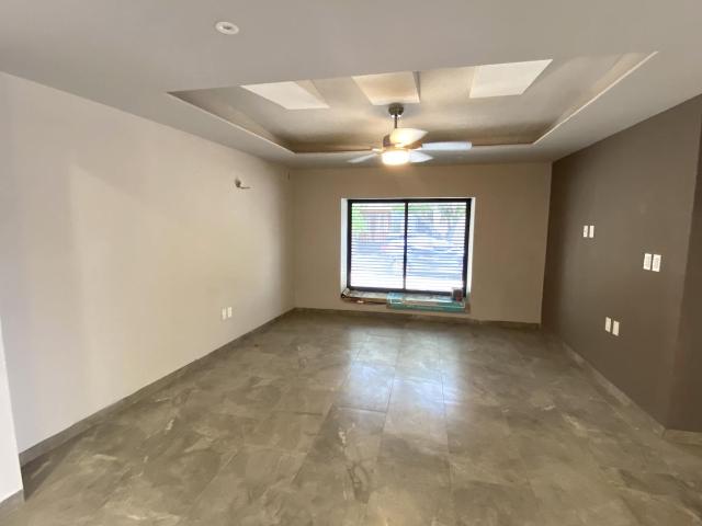 Se VENDE casa en esquina en Col. Xamaipak con 2 rec?maras en planta baja