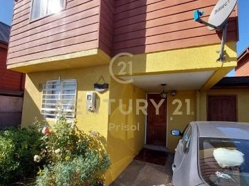 SE VENDE CASA EN FUNDO EL CARMEN VILLA LOS CREADORES