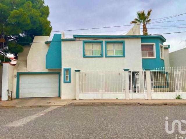 Se vende casa en Frac Villas del Bravo en Cd Juarez