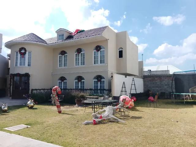 SE VENDE CASA EN FRACC. RESIDENCIAL ZONA PLATEADA, EN PACHUCA HGO