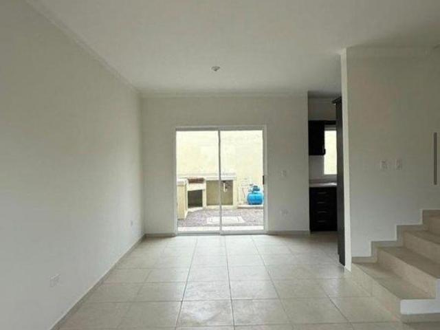 SE VENDE CASA EN FRACC RESIDENCIAL