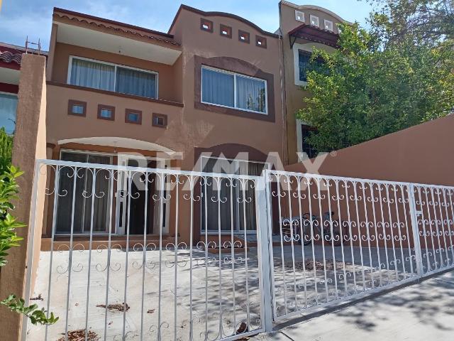 SE VENDE CASA EN FRACC. SAN SEBASTIAN CHIAPA DE CORZO