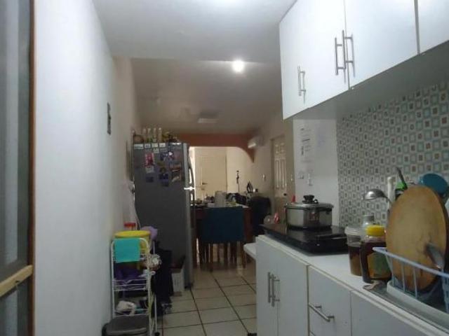 SE VENDE CASA EN FRACC SIGLO XXI CERCA DE PLAZA GALERIAS Y LIB. SUR