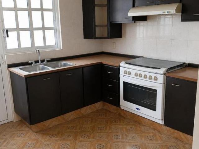SE VENDE CASA EN HUEHUETOCA