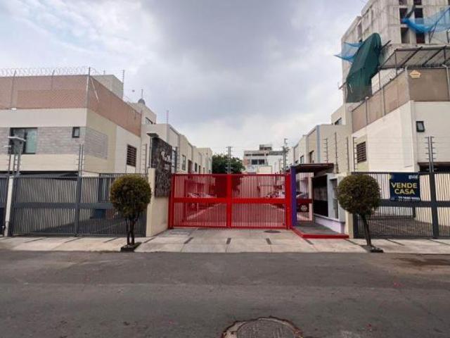 Se vende casa en la Colonia Americana, Guadalajara, Jalisco