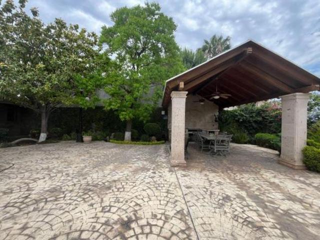 Se vende casa en la colonia Latinoamericana
