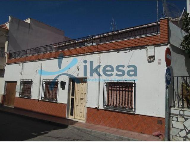 Se vende Casa en la localidad de Berja