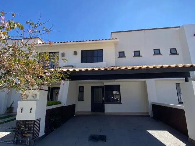 SE VENDE CASA EN LEÓN GUANAJUATO, LA YESCA RESIDENCIAL