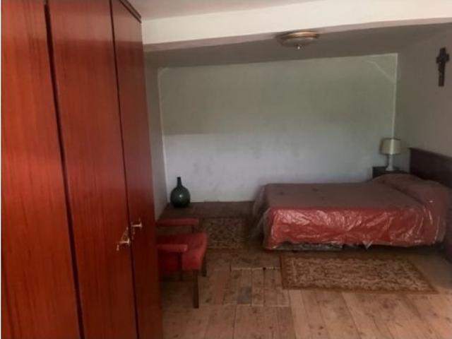 Se vende casa en Lobera