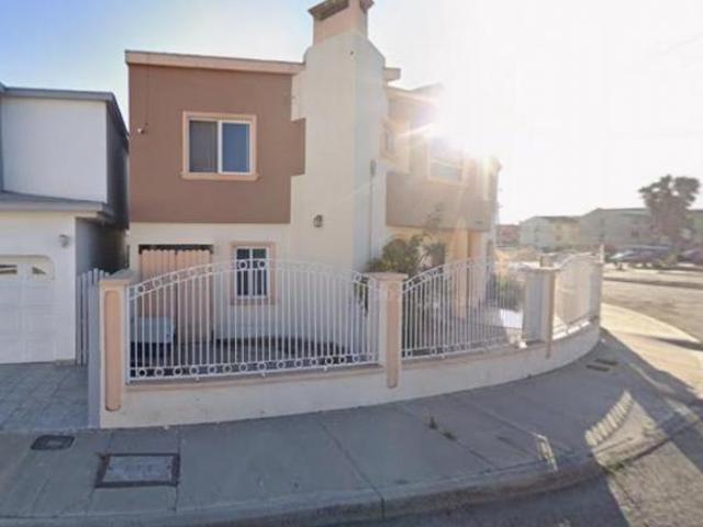 SE VENDE CASA EN LOMA DORADA ENSENADA BAJA CALIFORNIA