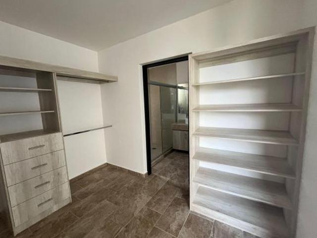 SE VENDE CASA EN LOMBARDIA RESIDENCIAL