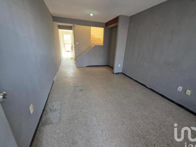 Se Vende Casa en Los Heroes Chalco, Edo. de México