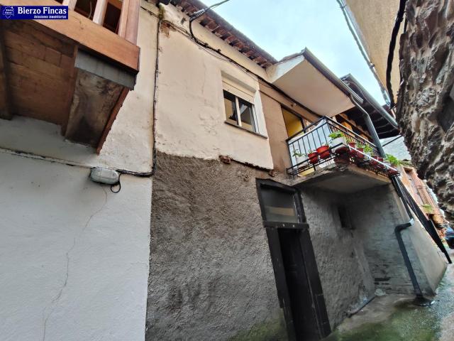 SE VENDE CASA EN PUENTE DOMINGO FLOREZ