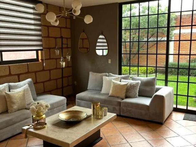 SE VENDE CASA EN PASEOS DEL BOSQUE NAUCALPAN