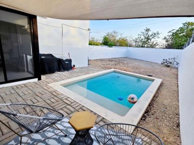 SE VENDE CASA EN PRIVADA EN CONKAL CON RECÁMARA EN PLATA BAJA Y PANELES SOLARES MÉRIDA YUCATÁN