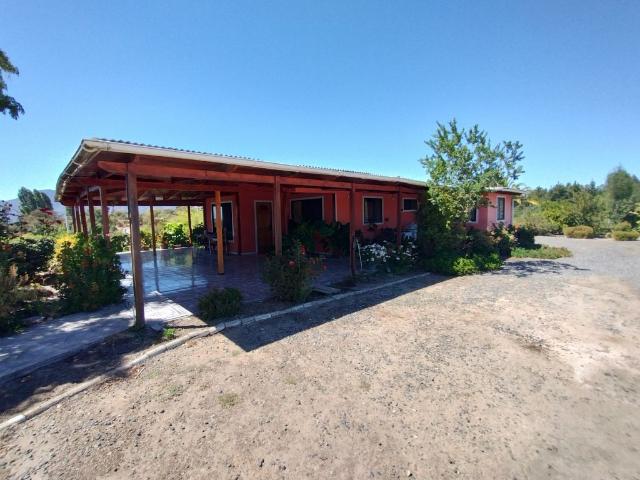 Se vende casa en rapel, sector santa clarisa