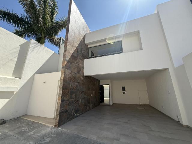 Se Vende Casa en Residencial Contadero