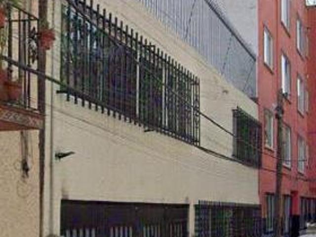 Se vende casa en Roma Sur