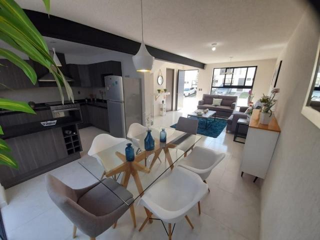 SE VENDE CASA EN SAN ISIDRO JURIQUILLA