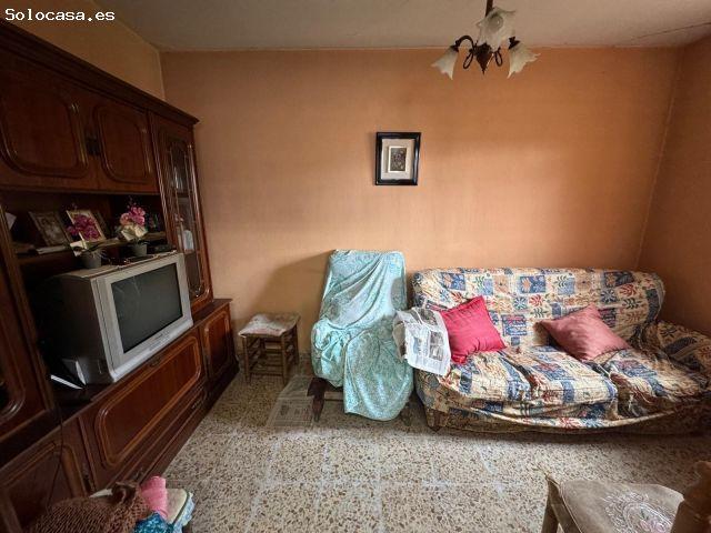 SE VENDE CASA EN SANTALLA DEL BIERZO. TEJADO NUEVO