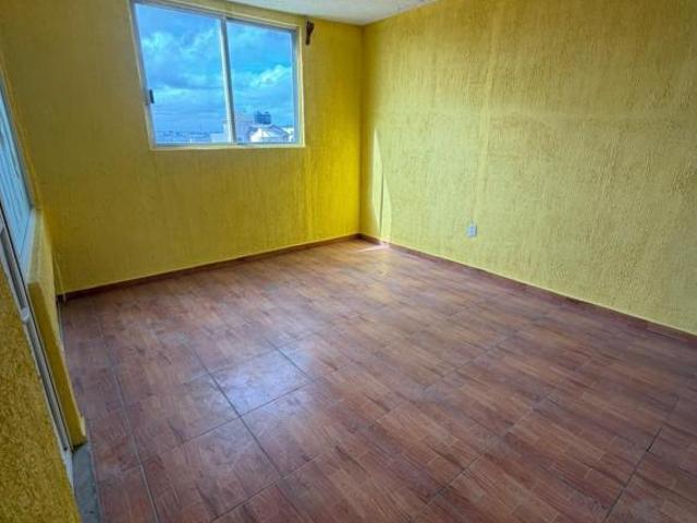 SE VENDE CASA EN URBI MONTECARLO 4