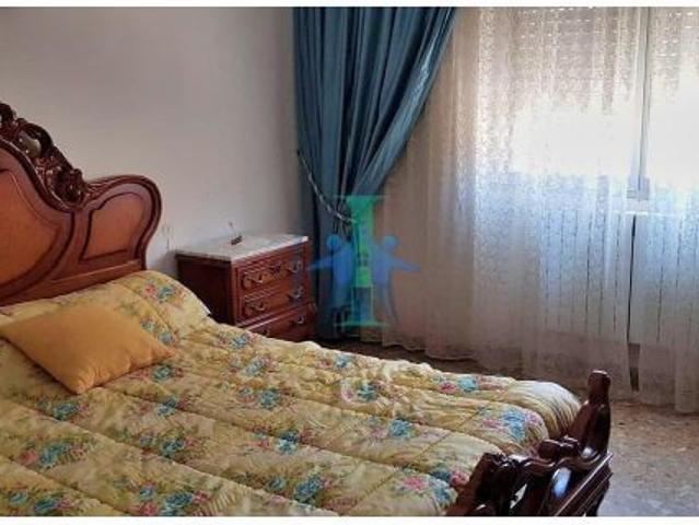 SE VENDE CASA EN VALDEGANGA