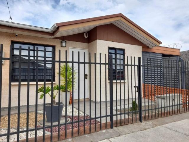 Se vende casa en Villa Las Malvas