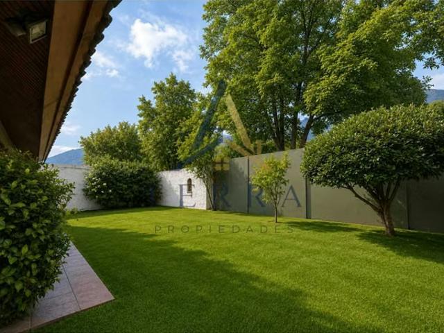 Se vende casa en vitacura 78593 | 5 dormitorios por 27990.00 en Vitacura