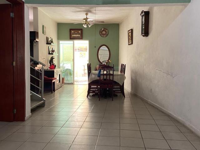 Se VENDE casa en zona centro de la ciudad de Tuxtla Gutierrez s