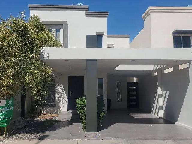 SE VENDE CASA EQUIPADA EN SEGOVIA RESIDENCIAL