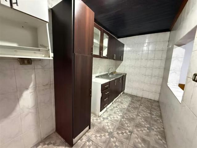 Se vende casa esquina 270 m2 superficie total, en Talca | 4 dormitorios por 4500.00 en Talca