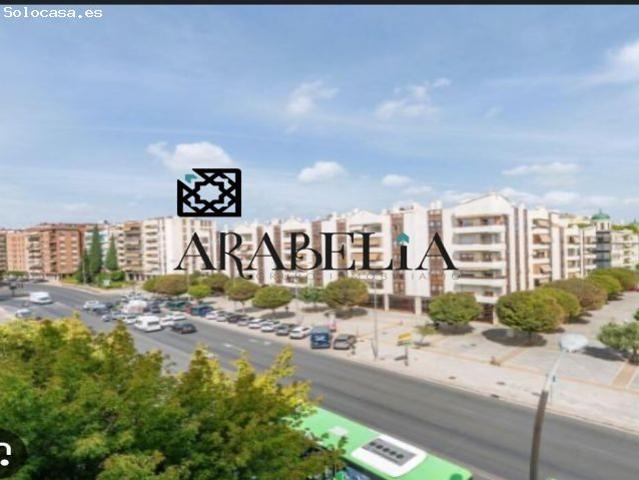 SE VENDE CASA JUNTO AVD OLLERIAS