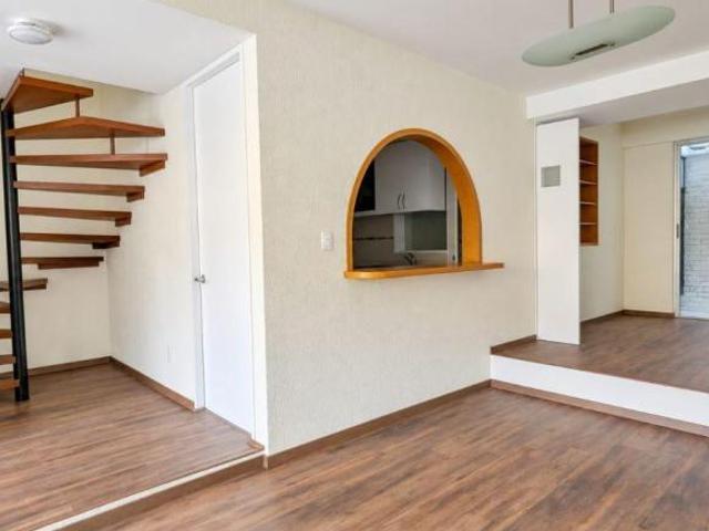 SE VENDE CASA JUNTO AL COLEGIO AMEYALI