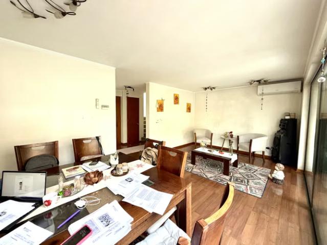 Se vende casa las pircas, se reciben ofertas casa 4d/3b | 4 dormitorios por 10990.00 en Peñalolén