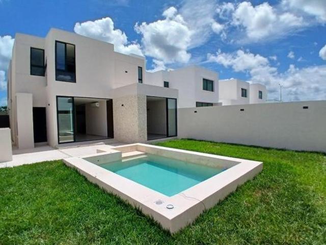 SE VENDE CASA LISTA PARA ENTREGAR EN BONITA PRIVADA AL NORTE DE LA CIUDAD