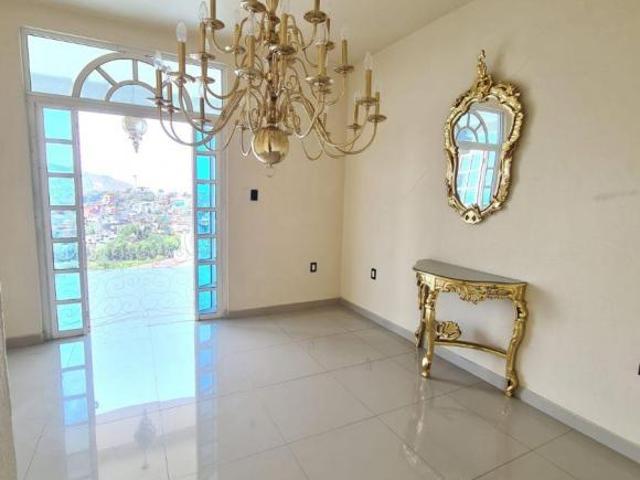 SE VENDE CASA LOMAS DE LINDAVISTA, TLALNEPANTLA ESTADO DE MEXICO