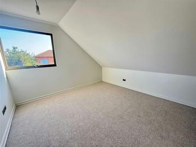 Se vende casa paneles solares 4D 3B Brisas Norte Chicureo | 4 dormitorios por 5300.00 en Colina