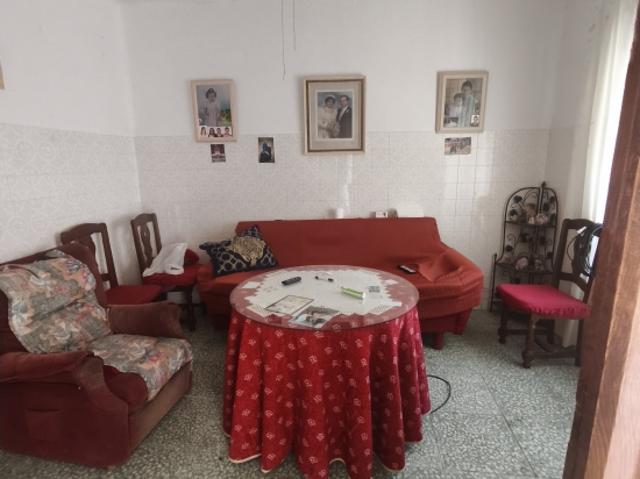Se vende casa para reforma