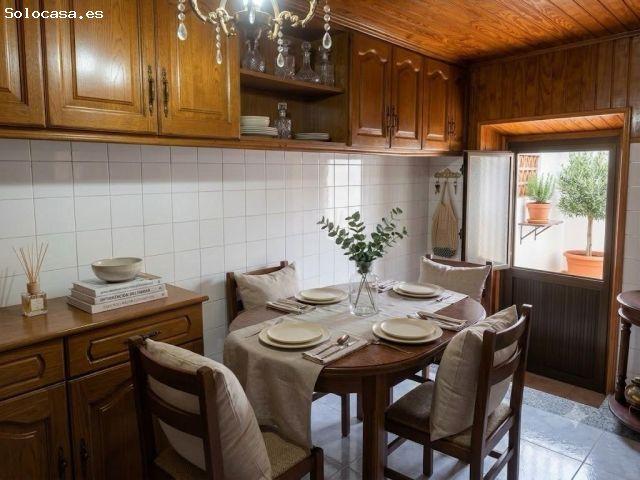 SE VENDE CASA PARA REFORMA PARCIAL CERCA DE LA PLAYA