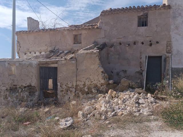 Se vende casa para reformar en El Rellano de Molina
