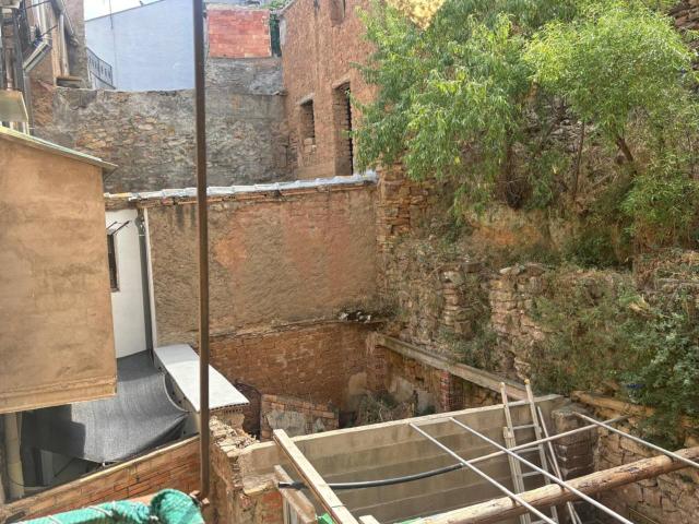 Se vende casa para reformar en Jarque de Moncayo